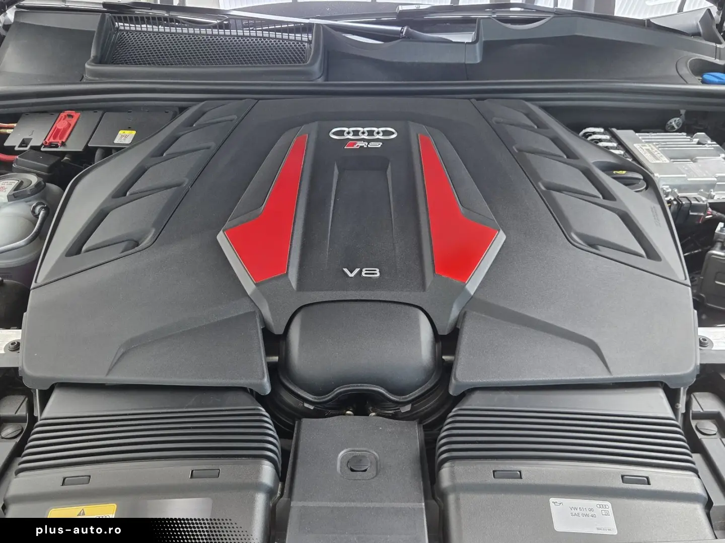 AUDI RSQ8 Sportabgas AHK Standhzg. Black  RS-Design