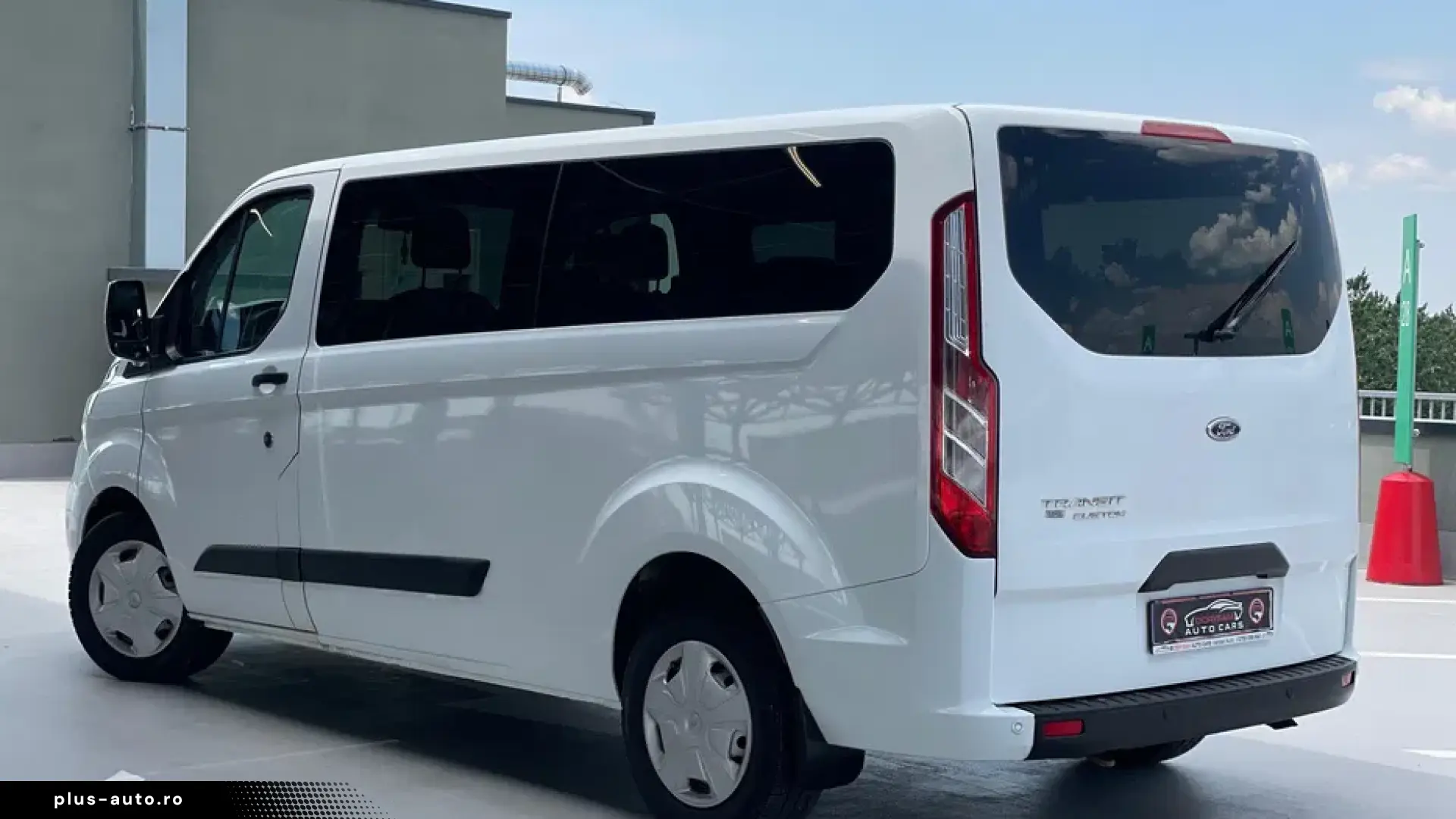 Ford Transit Custom 2.0TDCI 170CP  2020 L2H1 - 3 BUC