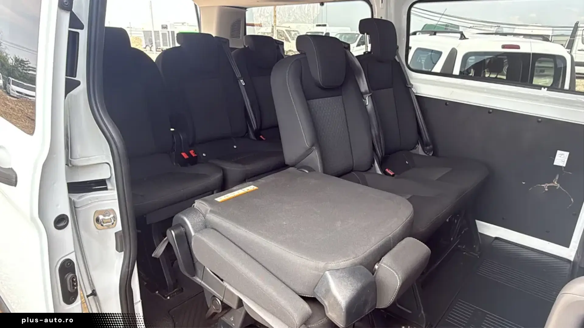 Ford Transit Custom 2.0TDCI 170CP  2020 L2H1 - 3 BUC