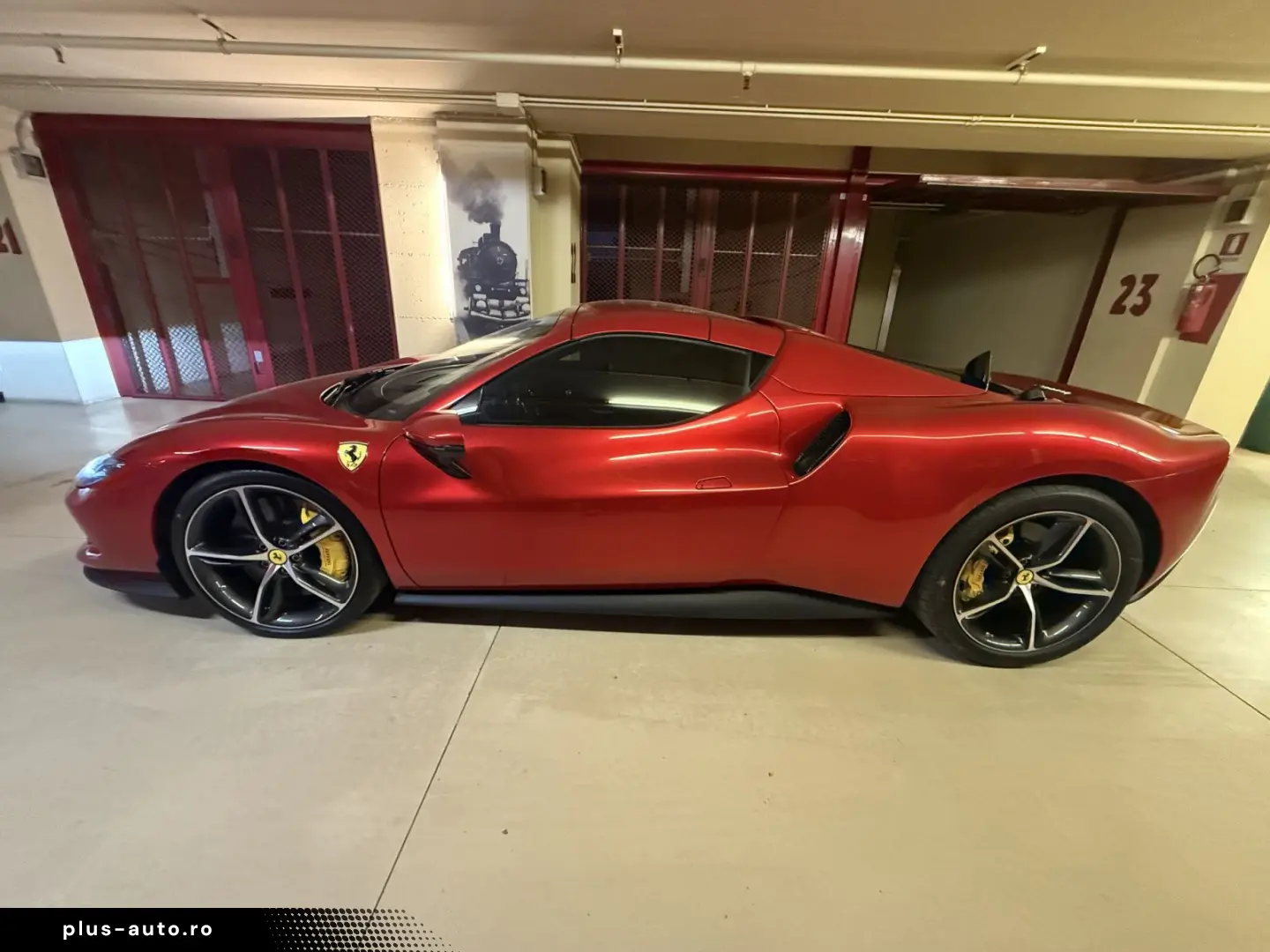 FERRARI 296 GTS GTS   ROSSO MAGMA   ADAS