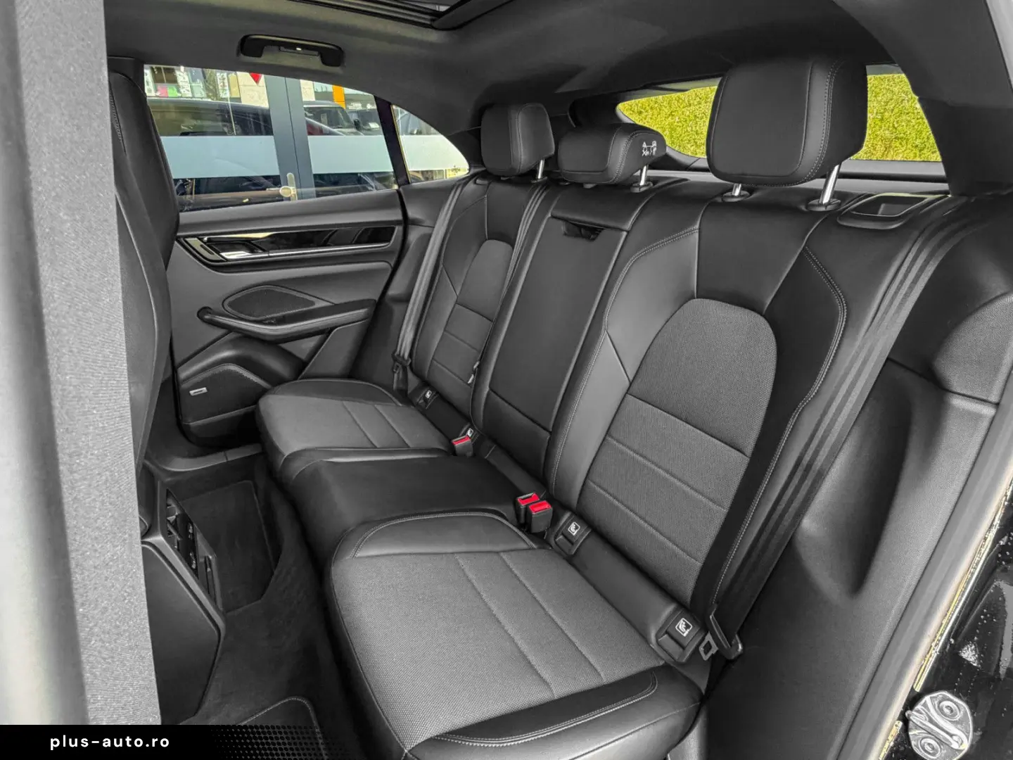 PORSCHE Macan MACAN 4S  PTM PASM PDLS  RACE-TEX 360
