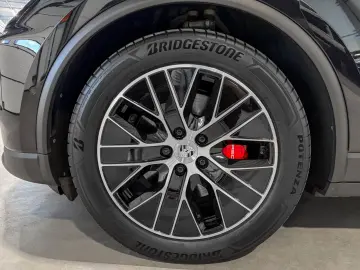 PORSCHE Macan MACAN 4S  PTM PASM PDLS  RACE-TEX 360