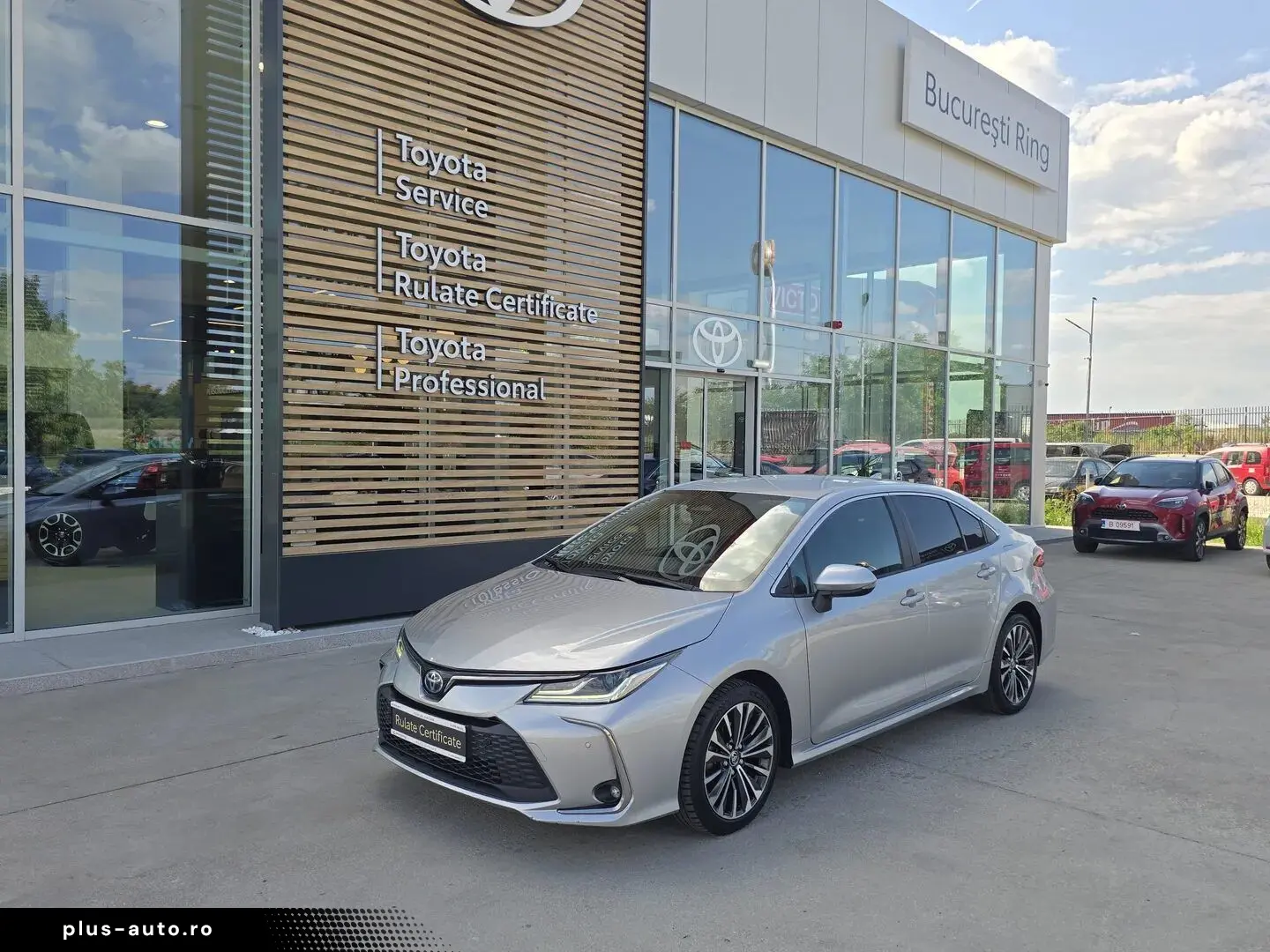 Toyota Corolla Sedan 1.8 Hybrid Dynamic