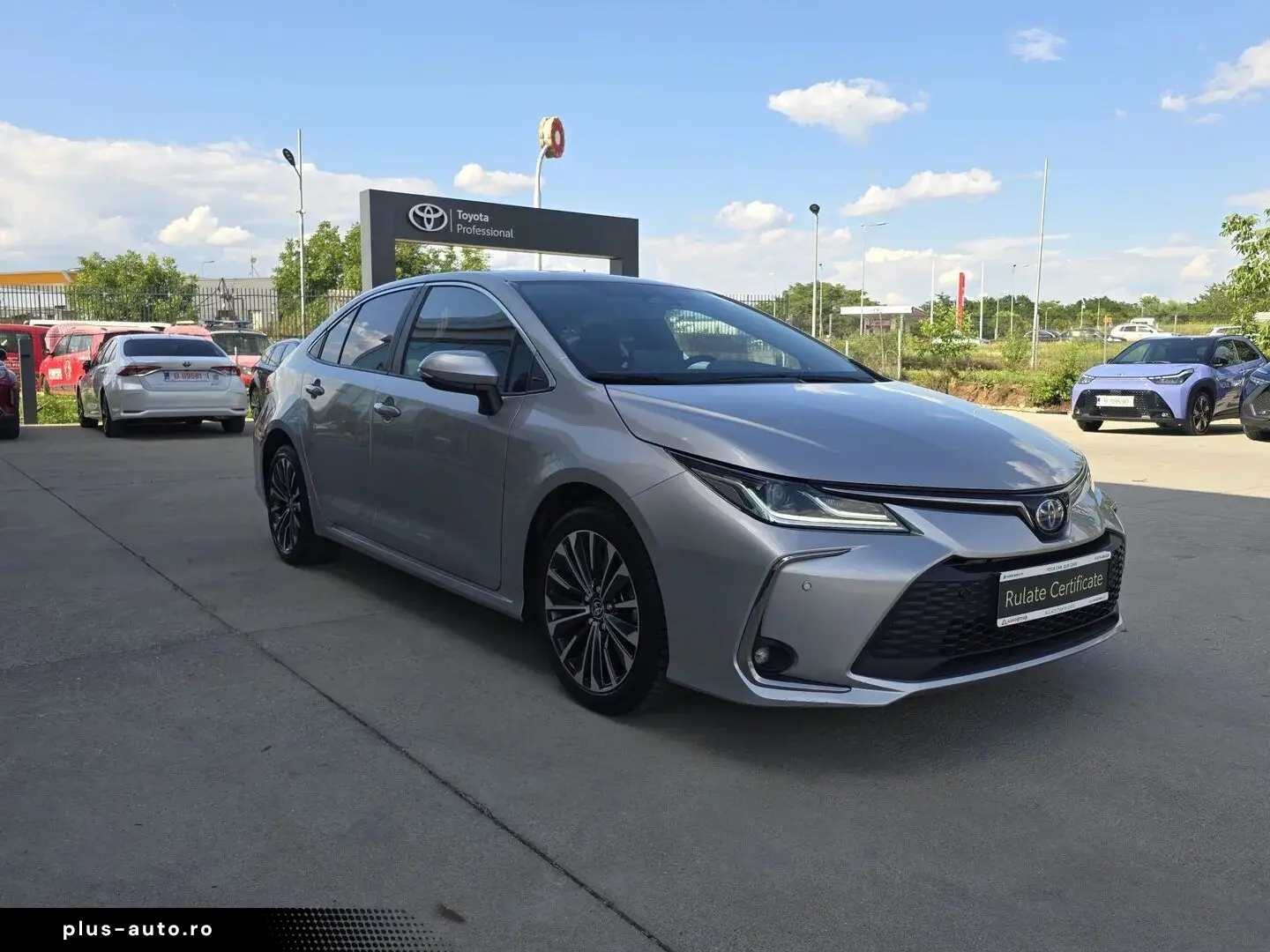 Toyota Corolla Sedan 1.8 Hybrid Dynamic