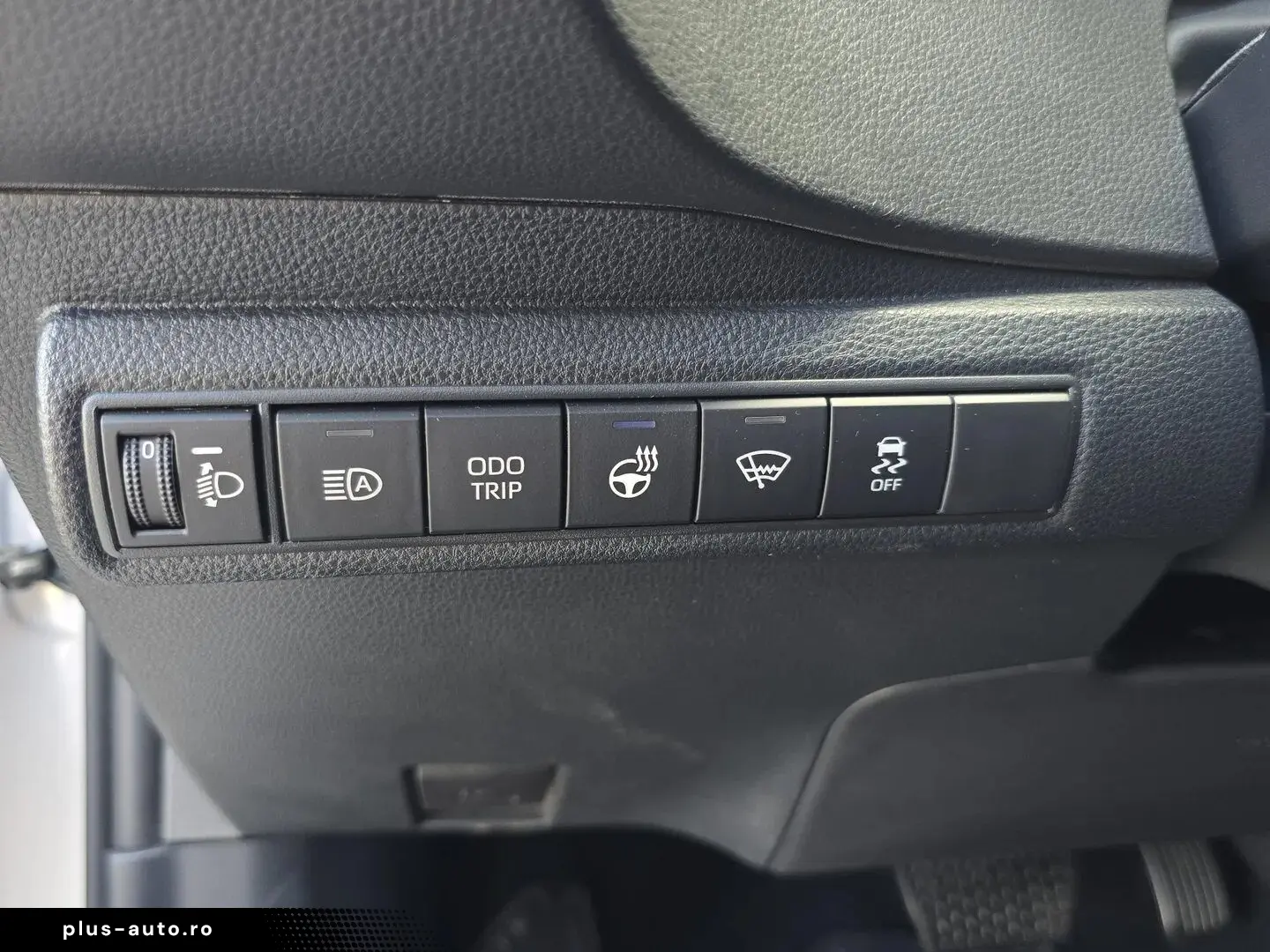 Toyota Corolla Sedan 1.8 Hybrid Dynamic