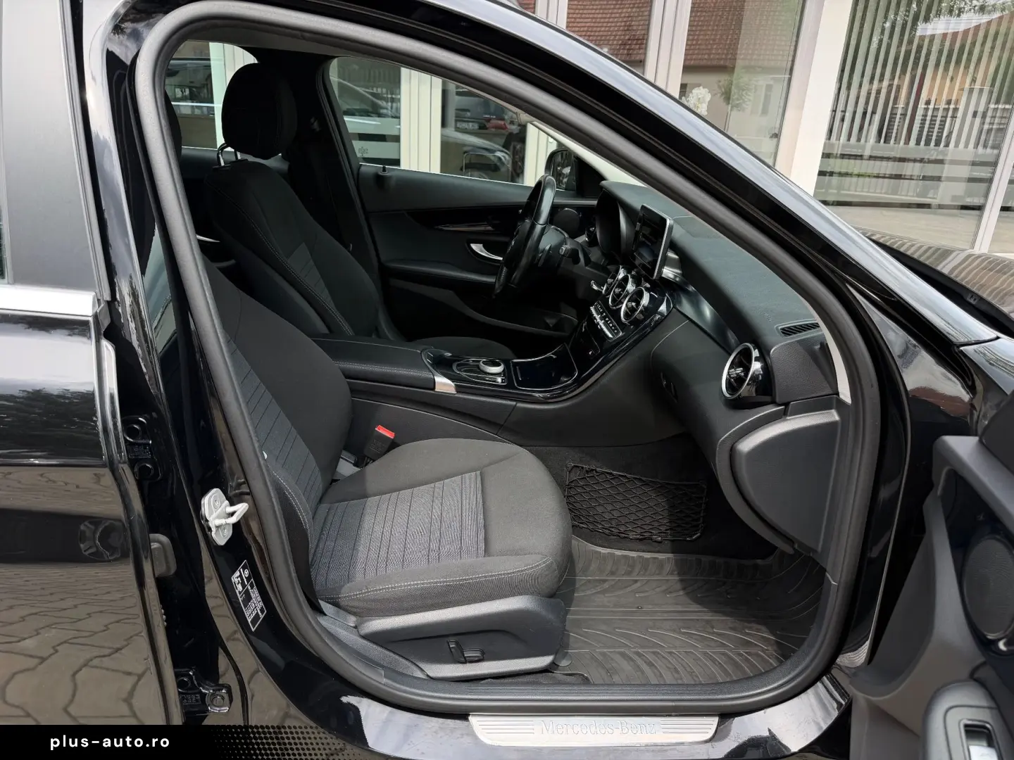 Mercedes-Benz C