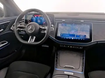 MERCEDES-BENZ E 220 d T-Modell AMG Advanced Plus PANORAMA