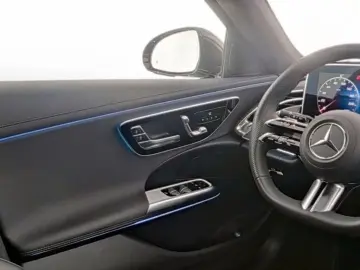 MERCEDES-BENZ E 220 d T-Modell AMG Advanced Plus PANORAMA