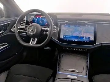 MERCEDES-BENZ E 220 d T-Modell AMG Advanced Plus PANORAMA