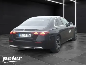 MERCEDES-BENZ E 200 4MATIC Avantgarde Edition Panoramadach