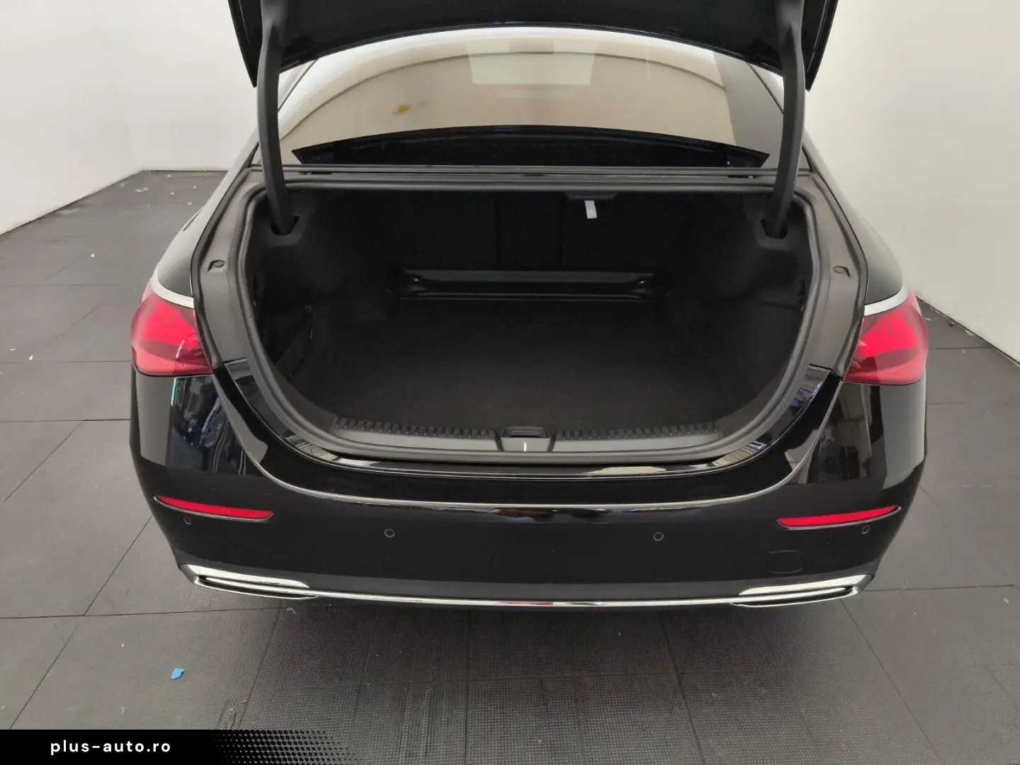 MERCEDES-BENZ E-Class 2025 — imagine 9