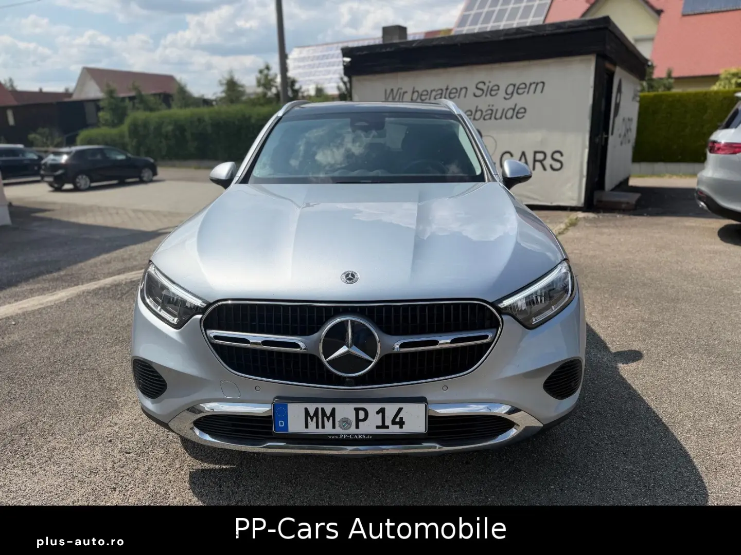 MERCEDES-BENZ GLC 220 d 4M   PANO STHZG Park Kam.