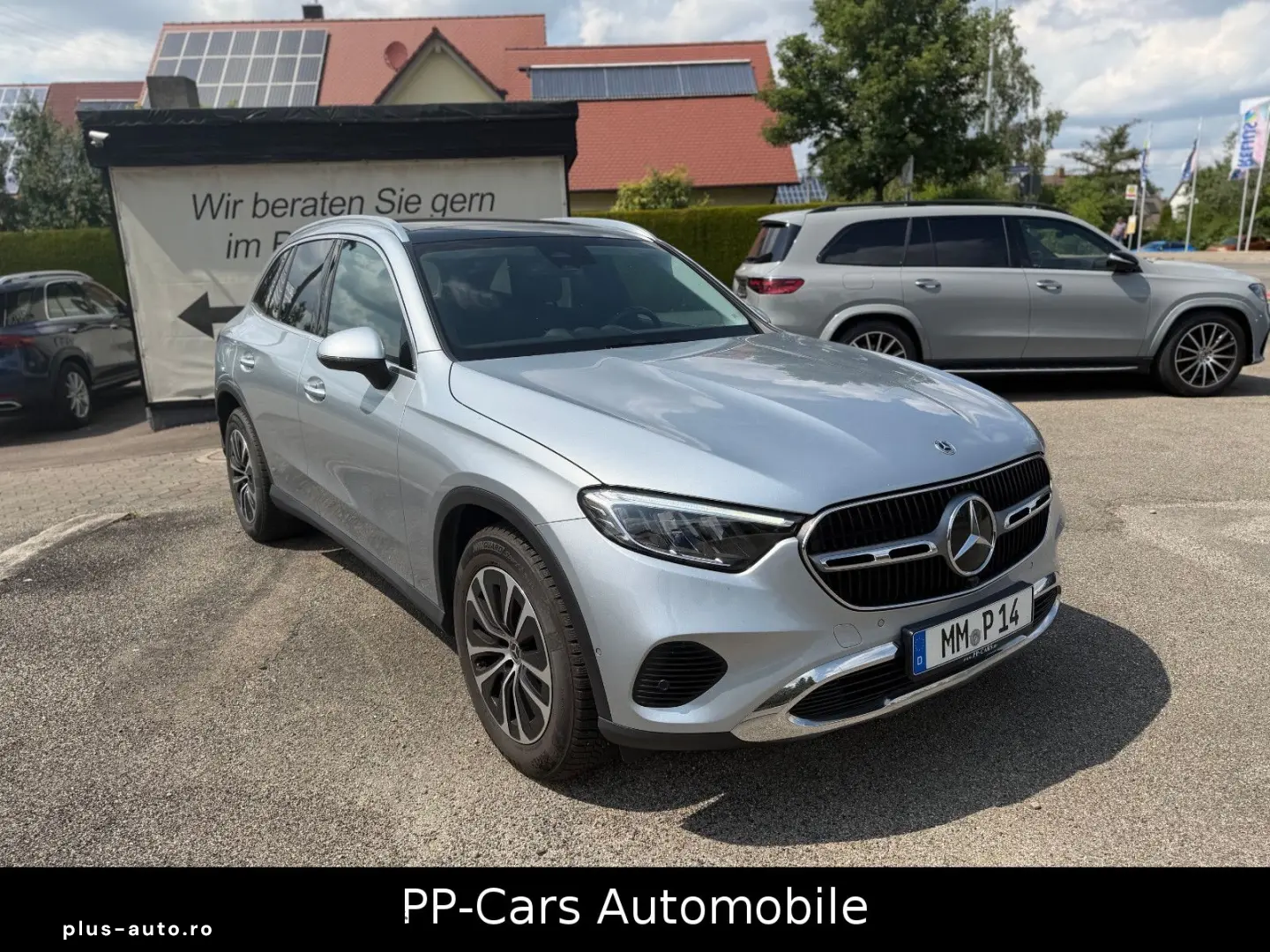 MERCEDES-BENZ GLC 220 d 4M   PANO STHZG Park Kam.