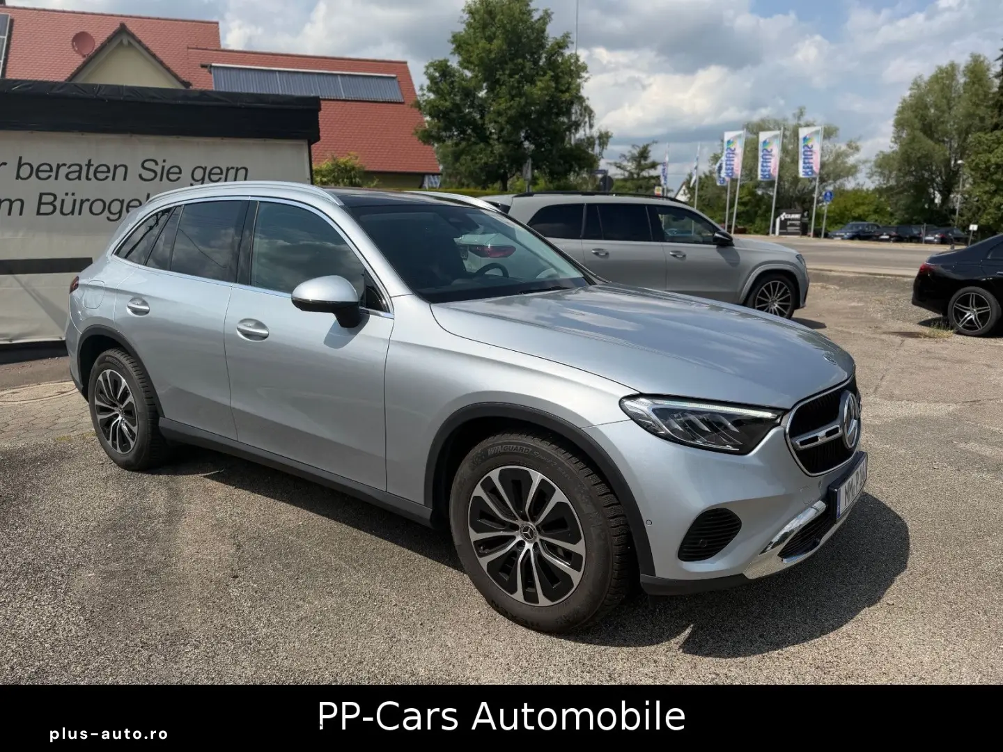 MERCEDES-BENZ GLC 220 d 4M   PANO STHZG Park Kam.