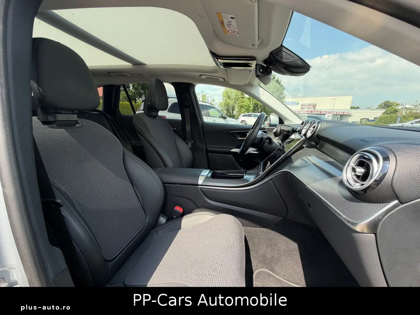 MERCEDES-BENZ GLC 220 d 4M   PANO STHZG Park Kam.