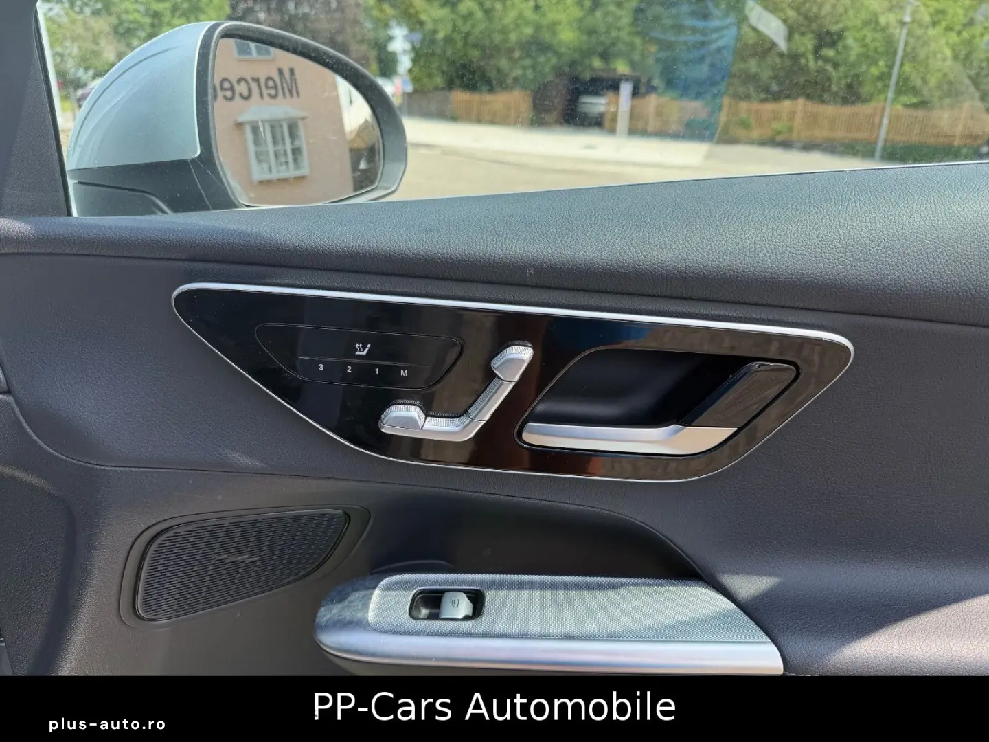 MERCEDES-BENZ GLC 220 d 4M   PANO STHZG Park Kam.