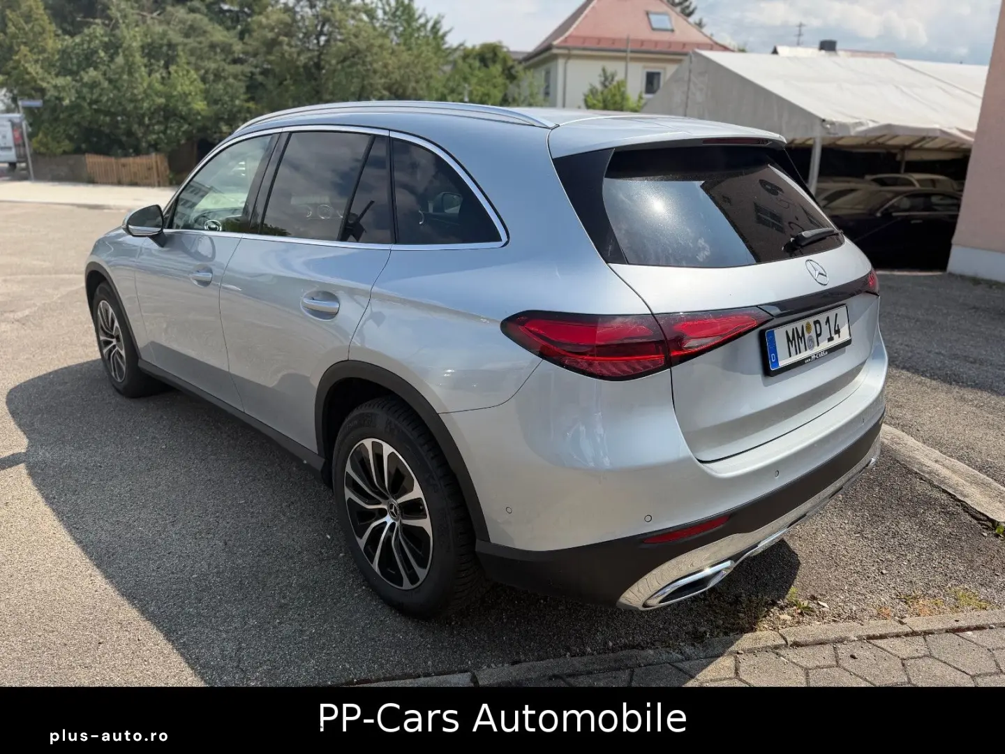 MERCEDES-BENZ GLC 220 d 4M   PANO STHZG Park Kam.