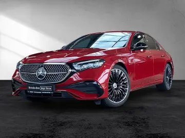 MERCEDES-BENZ E 200 AMG Line Night Burmester Distr Kamera