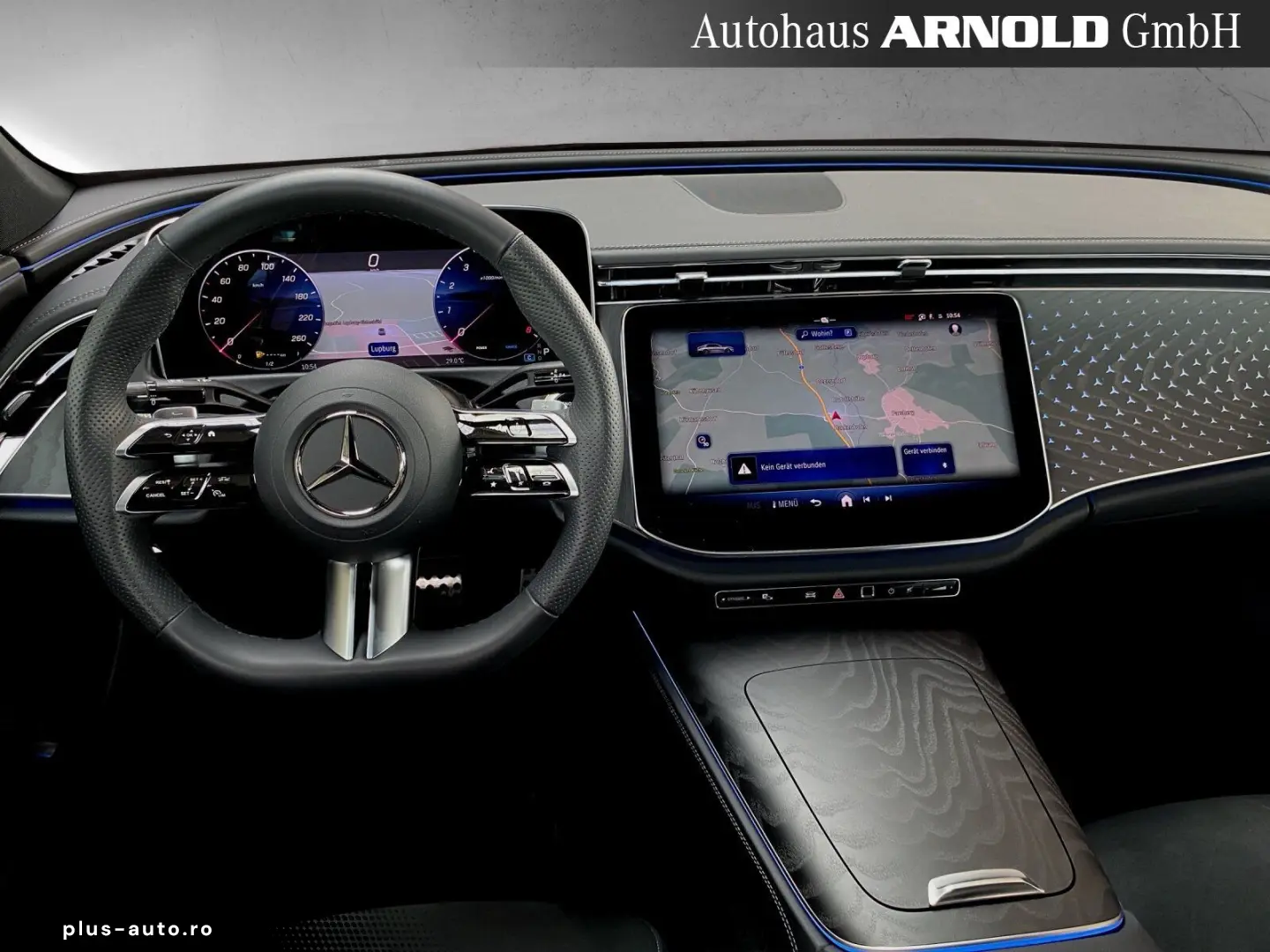 MERCEDES-BENZ E 200 AMG Line Night Burmester Distr Kamera