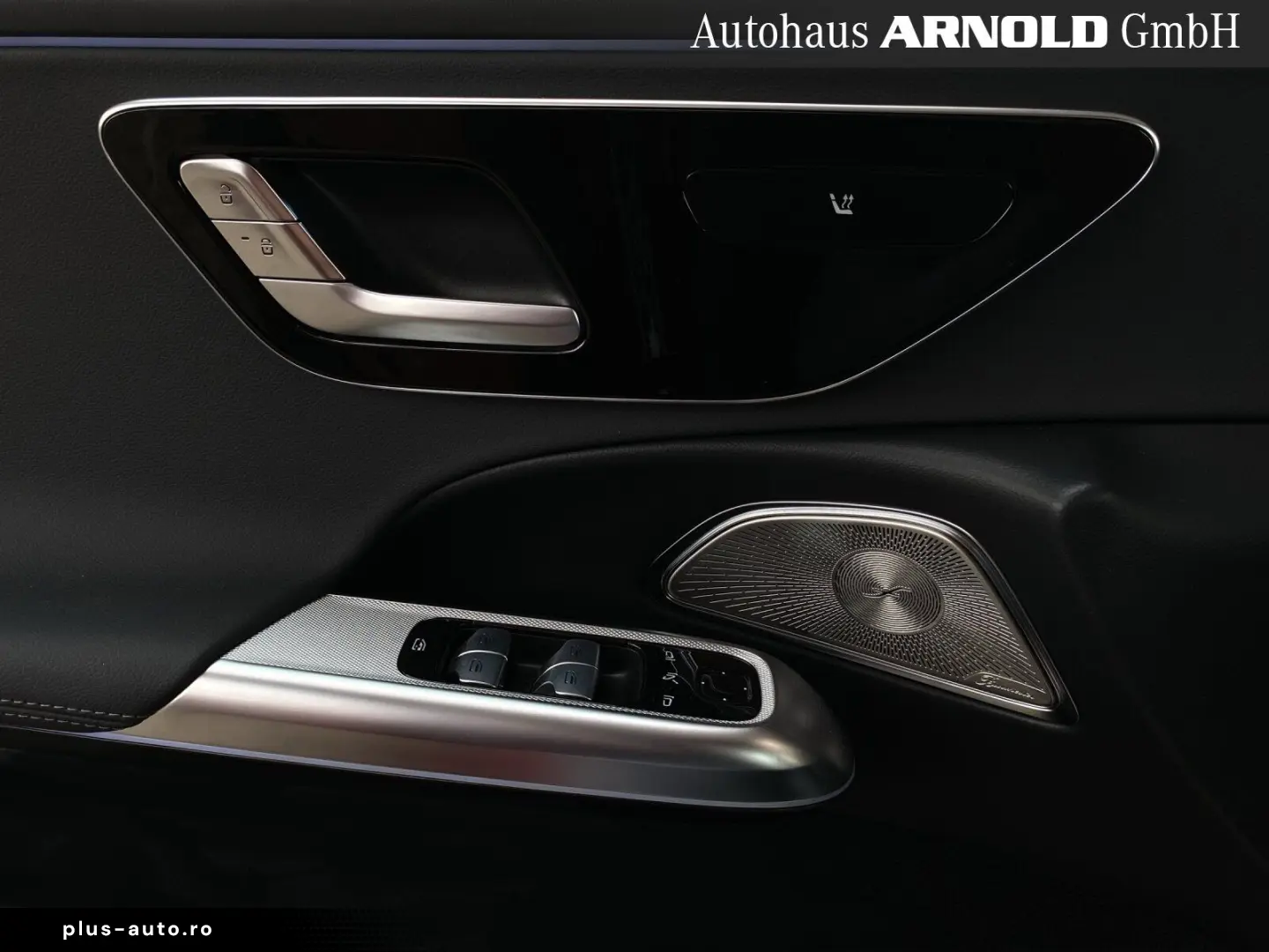MERCEDES-BENZ E 200 AMG Line Night Burmester Distr Kamera