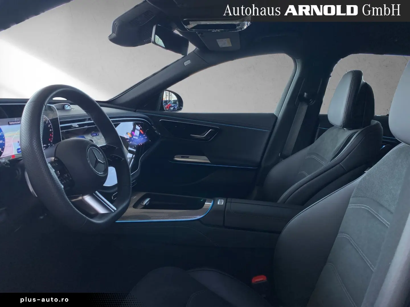 MERCEDES-BENZ E 300 T de 4M AMG  Night SUPERSCREEN Distr.