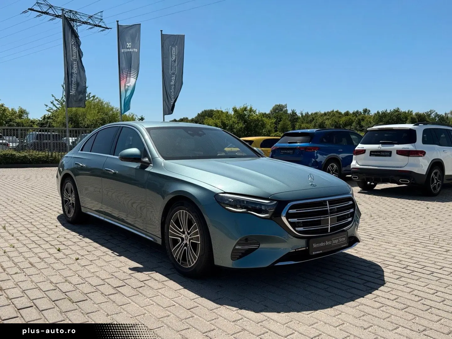 MERCEDES-BENZ E 220 d Exclusive Premium Akustik FahrassiPlus