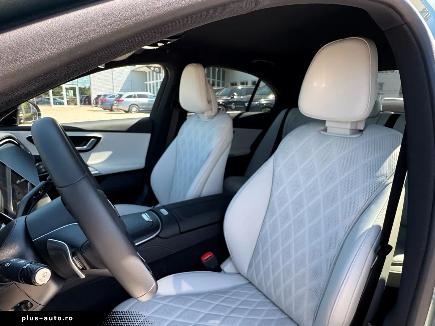 MERCEDES-BENZ E 220 d Exclusive Premium Akustik FahrassiPlus