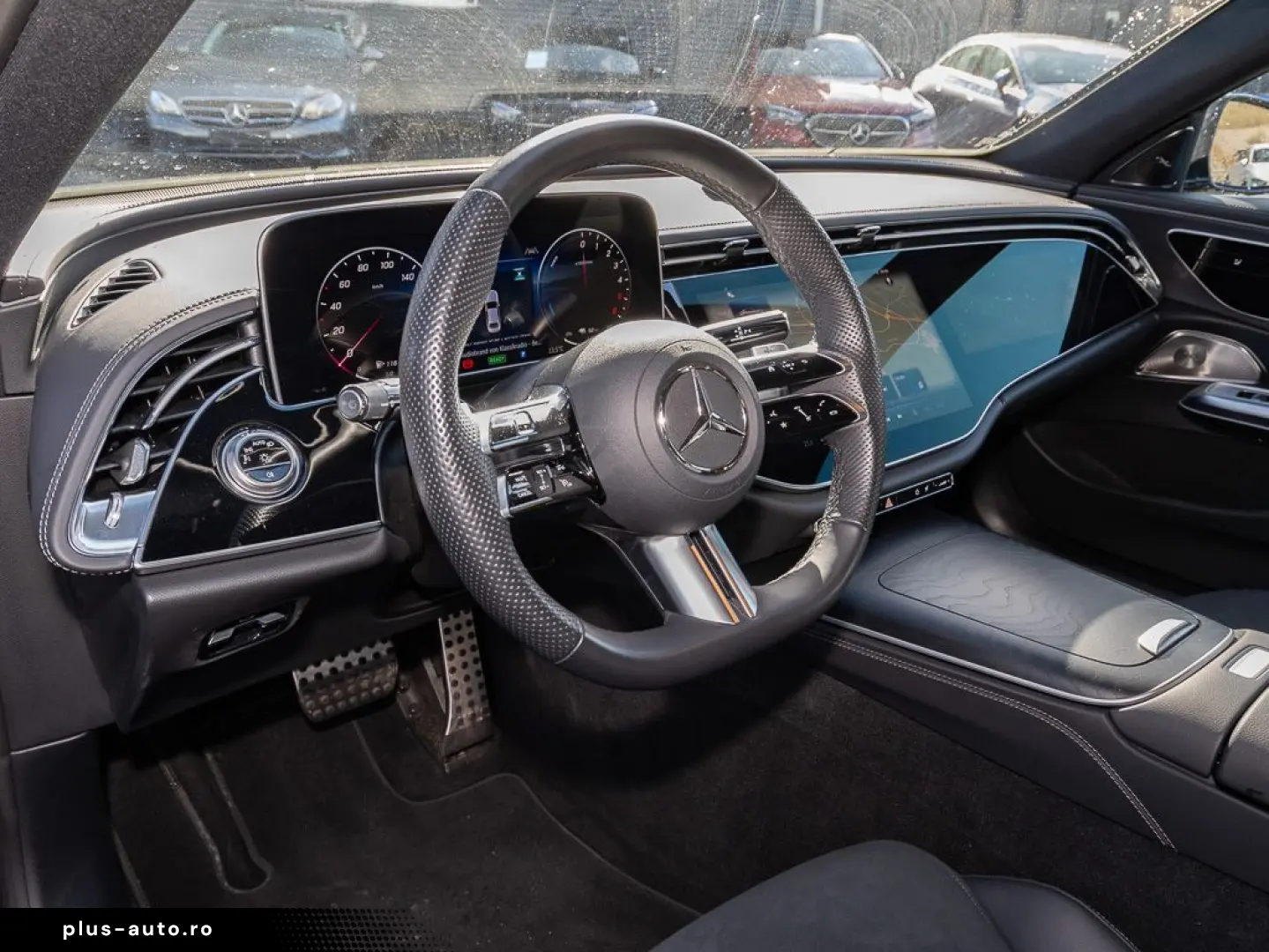 MERCEDES-BENZ E 300 de AMG Superscreen Hands-Free