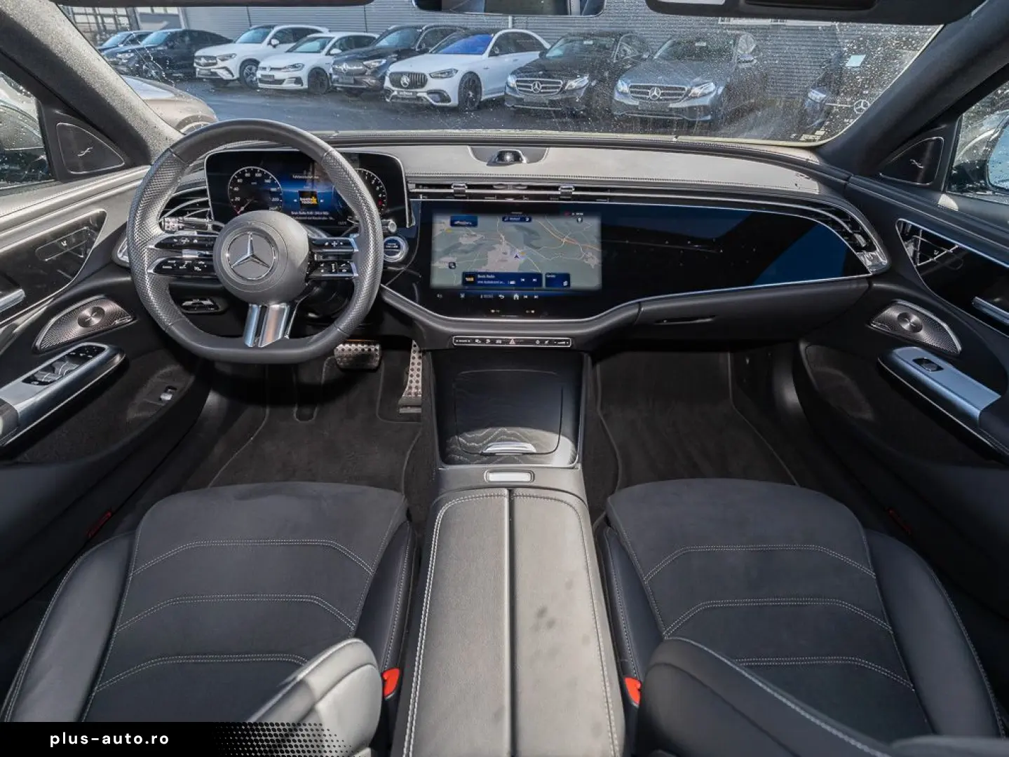 MERCEDES-BENZ E 300 de AMG Superscreen Hands-Free