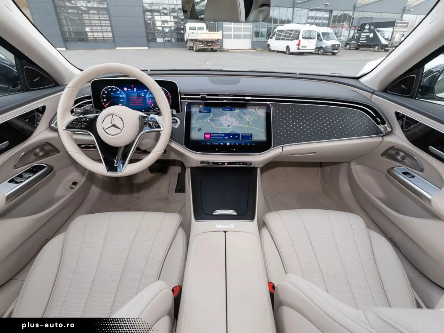 MERCEDES-BENZ E 200 Limousine Avantgarde Advanced Pano Distr