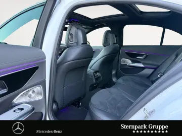 MERCEDES-BENZ E 220 d AMG Distro Pano Night SUPER 360