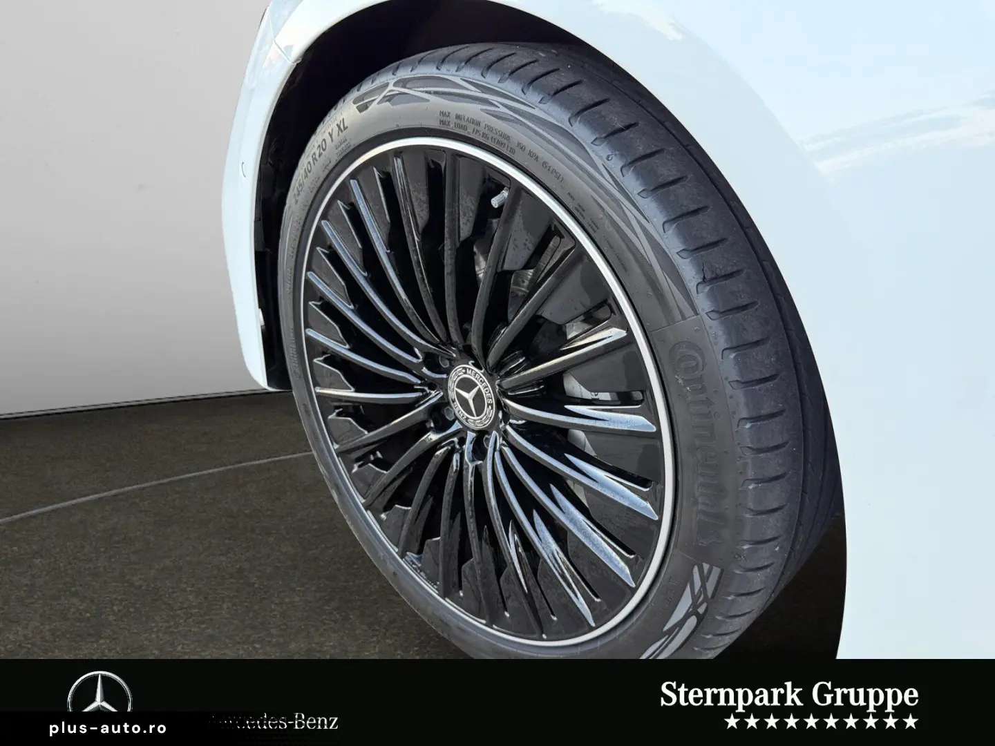 MERCEDES-BENZ E 220 d AMG Distro Pano Night SUPER 360