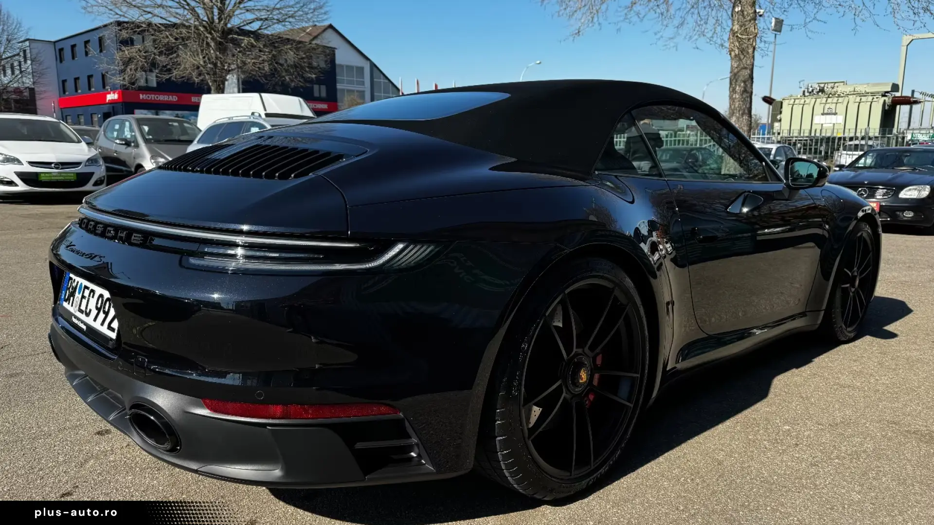 Porsche 911 Carrera GTS Cabriolet