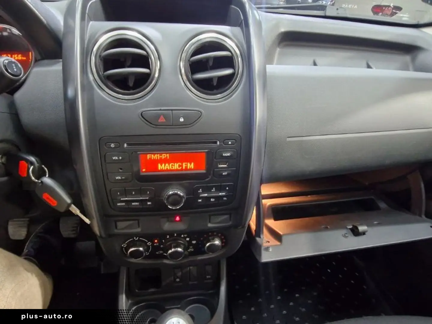 DACIA Duster 2016 — imagine 24