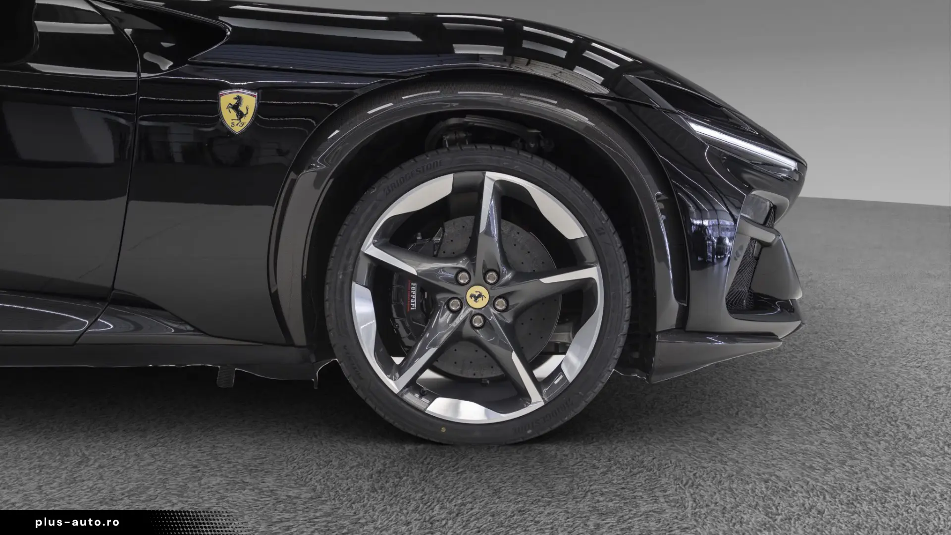 2026 Ferrari Purosangue - Carbon Int-Ext - LIVRARE RAPIDA!