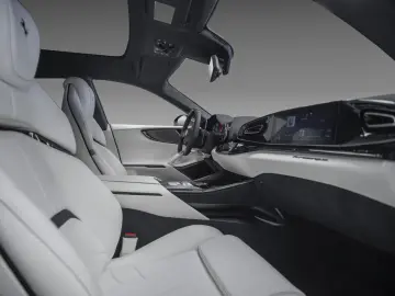2026 Ferrari Purosangue - Carbon Int-Ext - LIVRARE RAPIDA!