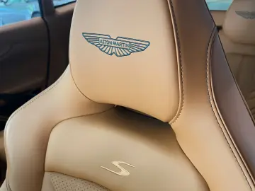 Aston Martin DBX S - LIVRARE RAPIDA!