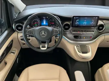 MERCEDES-BENZ V 300 d AVANTGARDE EDITION  LANG AIRMATIC
