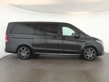 MERCEDES-BENZ V 300 d 4M lang Avantgarde AMG 8 Pan Nav ACC