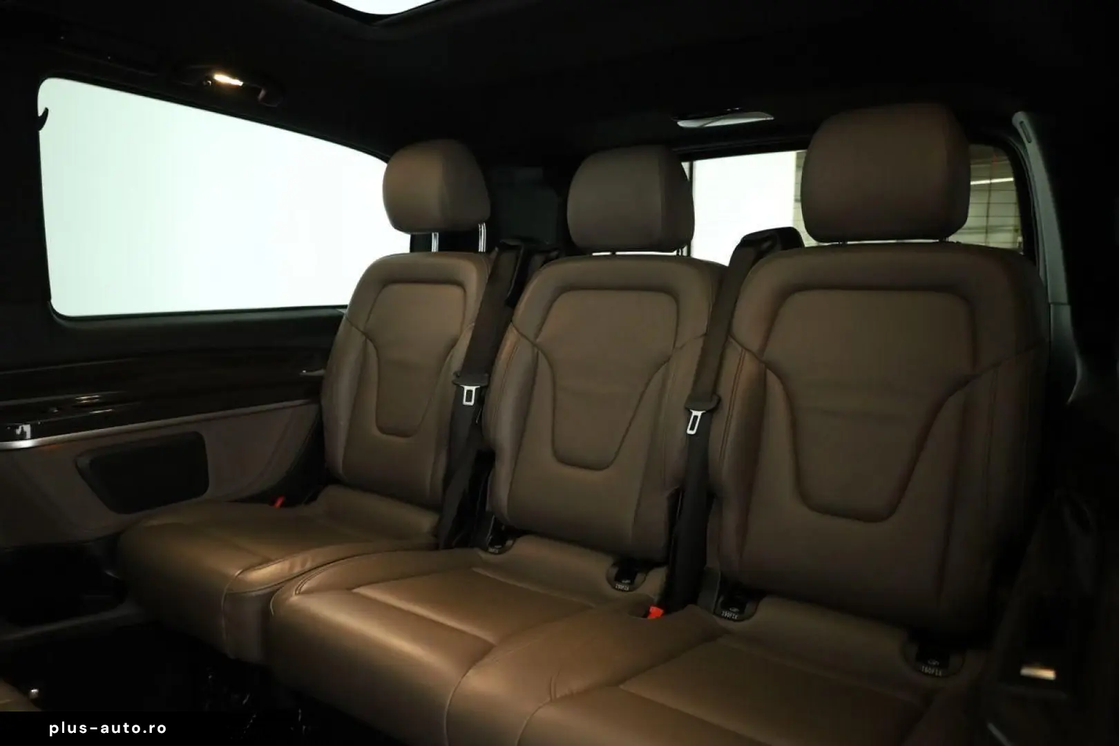 MERCEDES-BENZ V 300 d 4M lang Avantgarde AMG 8 Pan Nav ACC