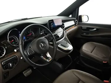 MERCEDES-BENZ V 300 d 4M lang Avantgarde AMG 8 Pan Nav ACC