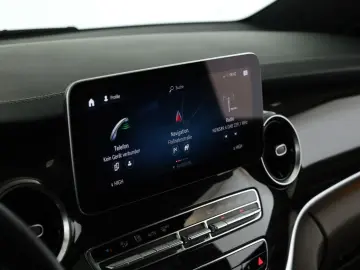 MERCEDES-BENZ V 300 d 4M lang Avantgarde AMG 8 Pan Nav ACC