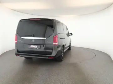 MERCEDES-BENZ V 300 d 4M lang Avantgarde AMG 8 Pan Nav ACC