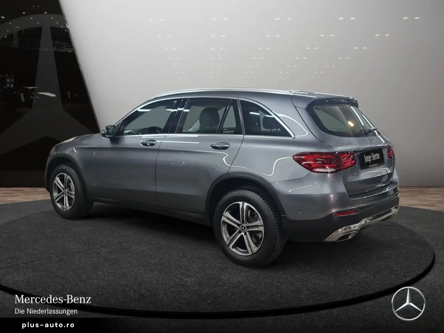 MERCEDES-BENZ GLC 300 de 4M Dist SpurP AHK LED CarPlay DAB