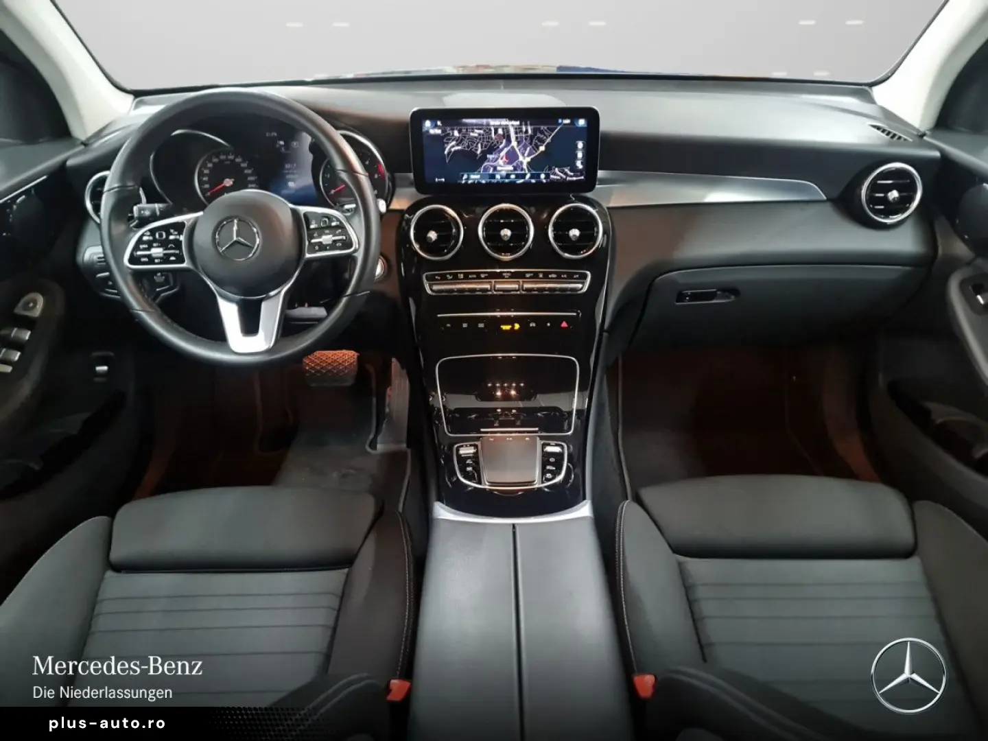 MERCEDES-BENZ GLC 300 de 4M Dist SpurP AHK LED CarPlay DAB