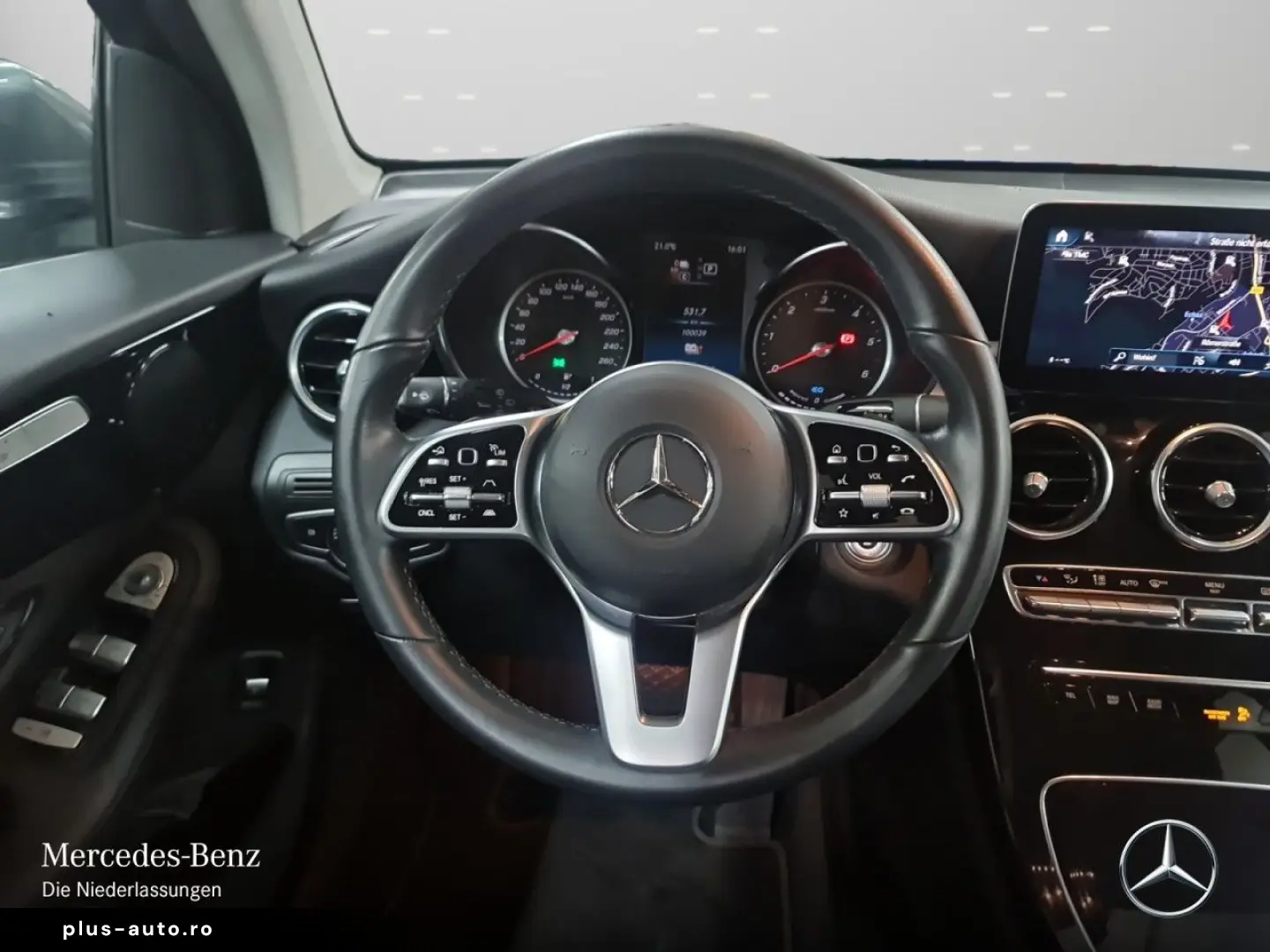 MERCEDES-BENZ GLC 300 de 4M Dist SpurP AHK LED CarPlay DAB