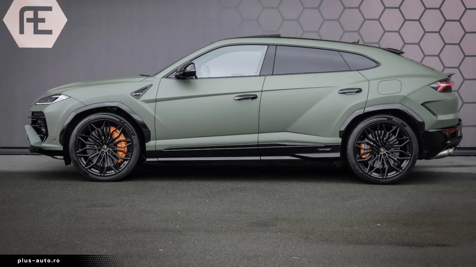 Lamborghini Urus - SE 4.0 V8 Hybrid