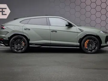 Lamborghini Urus - SE 4.0 V8 Hybrid