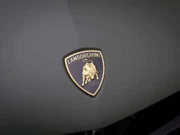 Lamborghini Urus - SE 4.0 V8 Hybrid