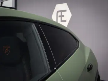 Lamborghini Urus - SE 4.0 V8 Hybrid
